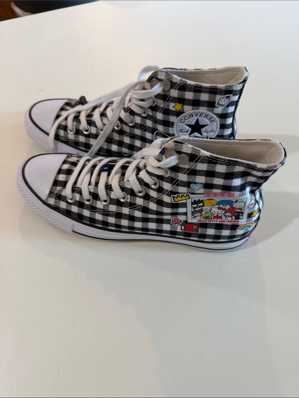 Converse Black & White Hello Kitty High-Top Sneakers Sz 7.  SEE PICS. Bag5